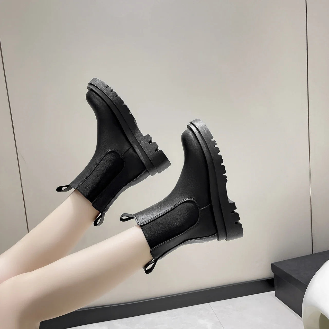 Women Boots Hot Luxury Thick Sole Chelsea Boots