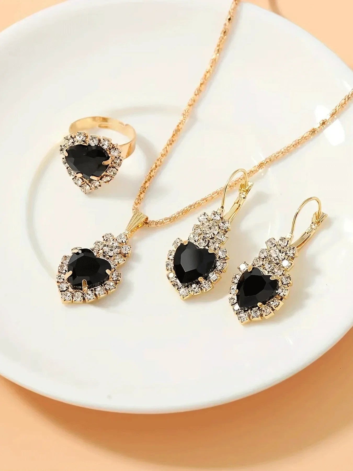 Fashion Women's Watch Versatile, Small and High end Quartz Watch Set