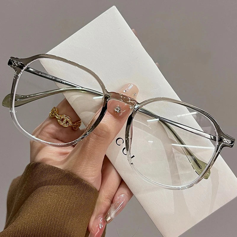 Women's Fashionable Reading Glasses Super Light and Versatile Anti-blue Light Glasses