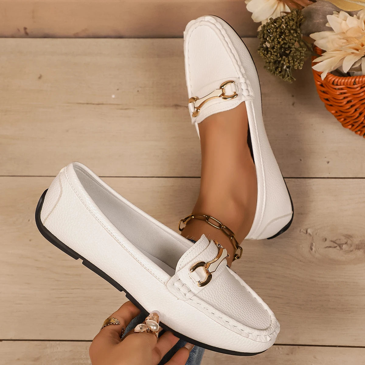 Women Flats Slip on Round Toe Solid Flat Loafers