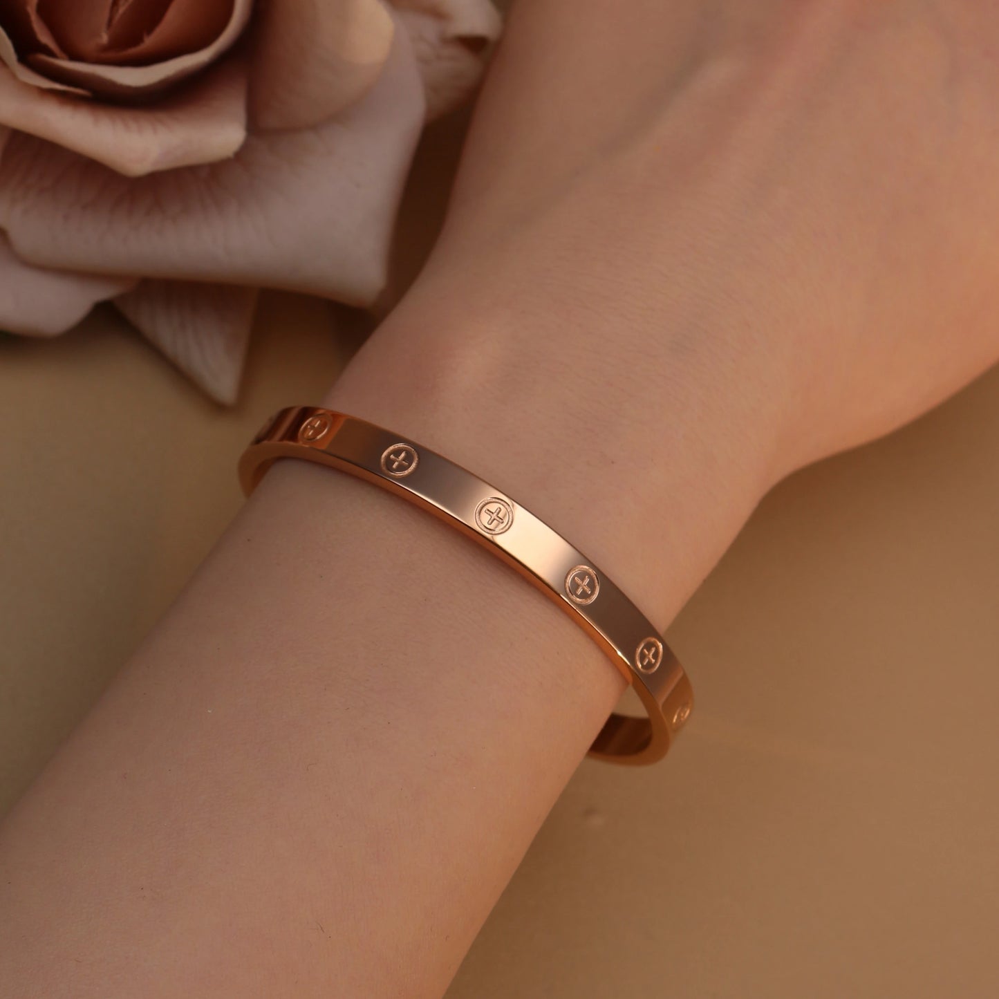 Cross Screwdriver Stainless Steel Zircon Bracelet.