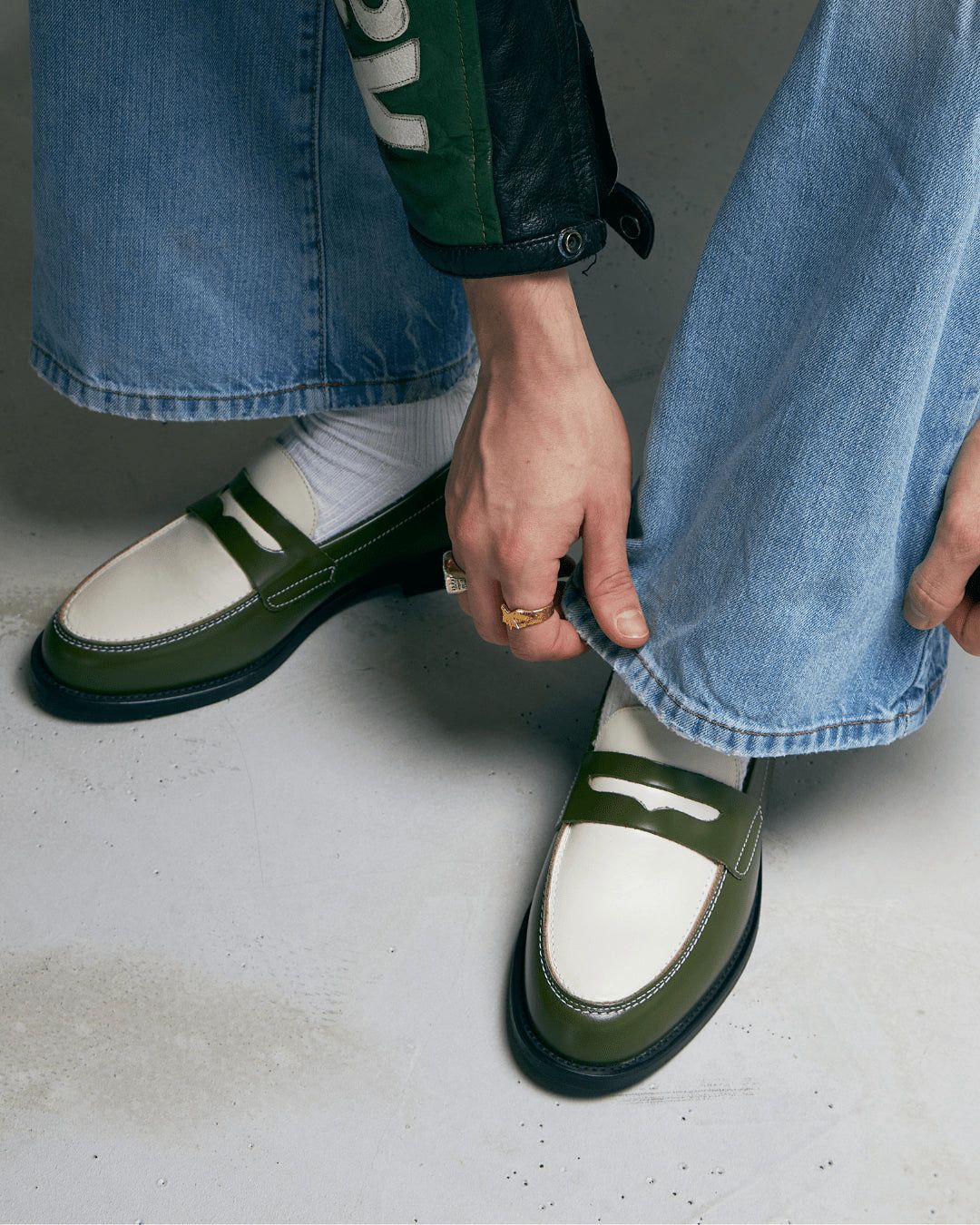 FOOTWEAR