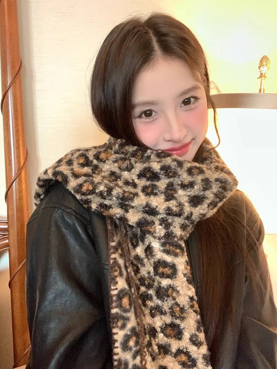 Ladies' Leopard Scarves Thickened Plush Kawaii Sweet Cool Scarves