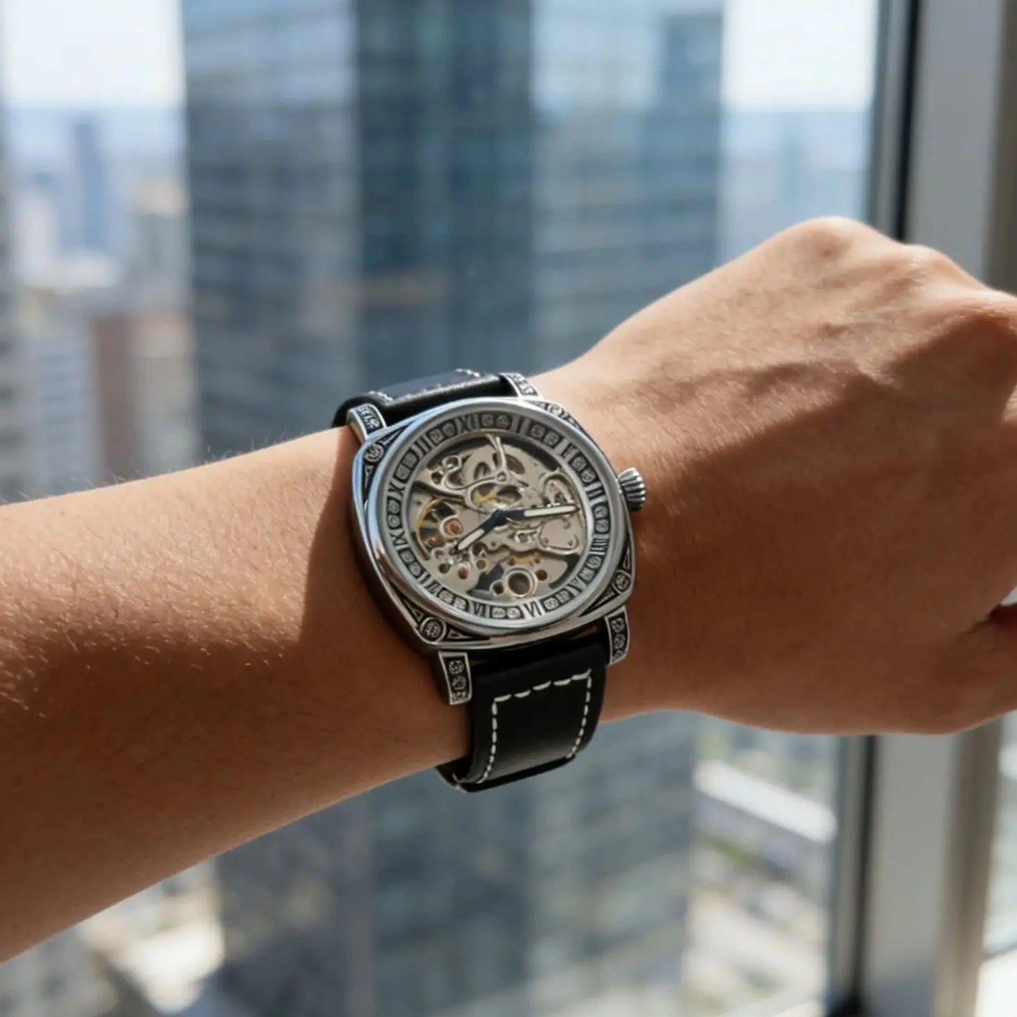 Men's Fully Automatic Mechanical Watch, Retro Carved Design with Fully Hollowed Out Back