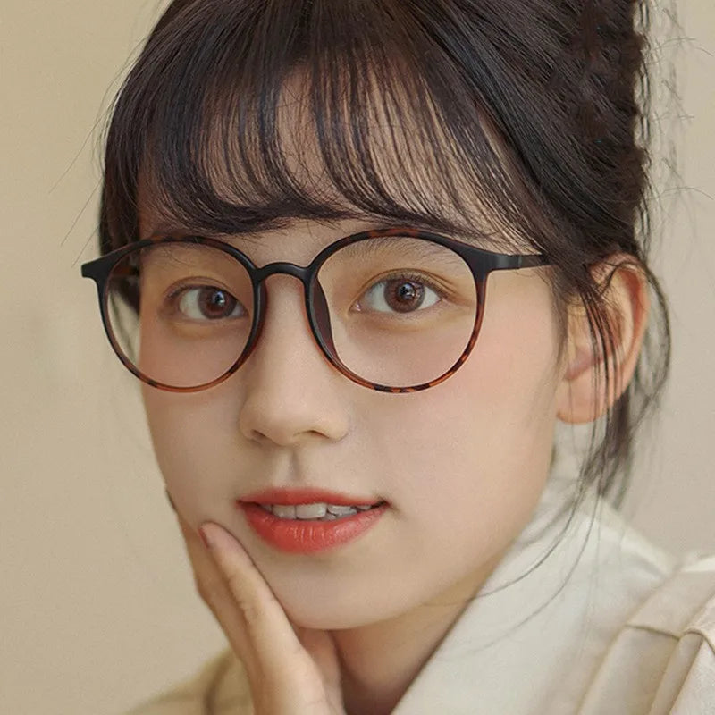 Women's Trendy Myopia Glasses Ladies Small Round Frame