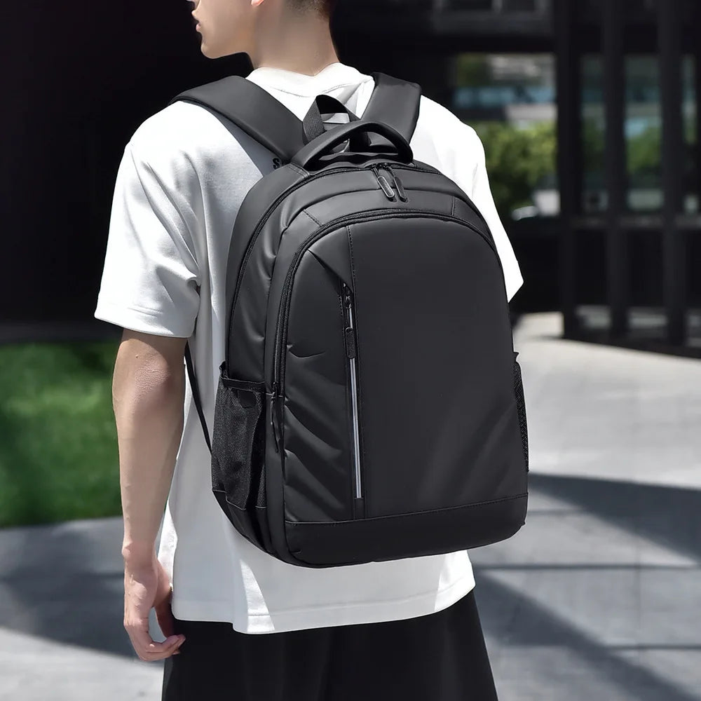 Casual Bags For Men Luxury Designer Commuting Backpack With Large Capacity