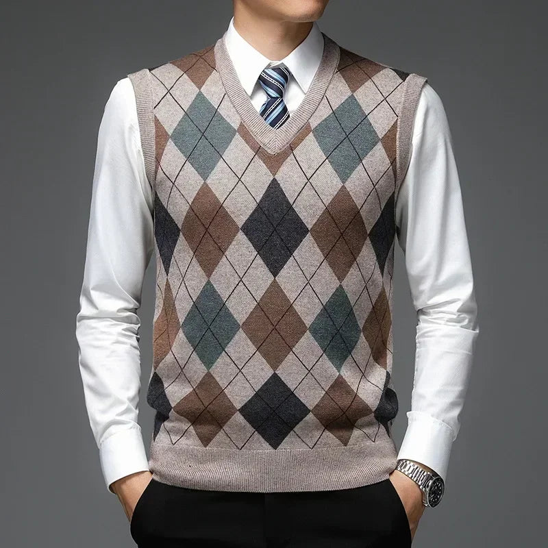Men's Casual Knitted Wool Sweater Vest V-neck Knit Pullover