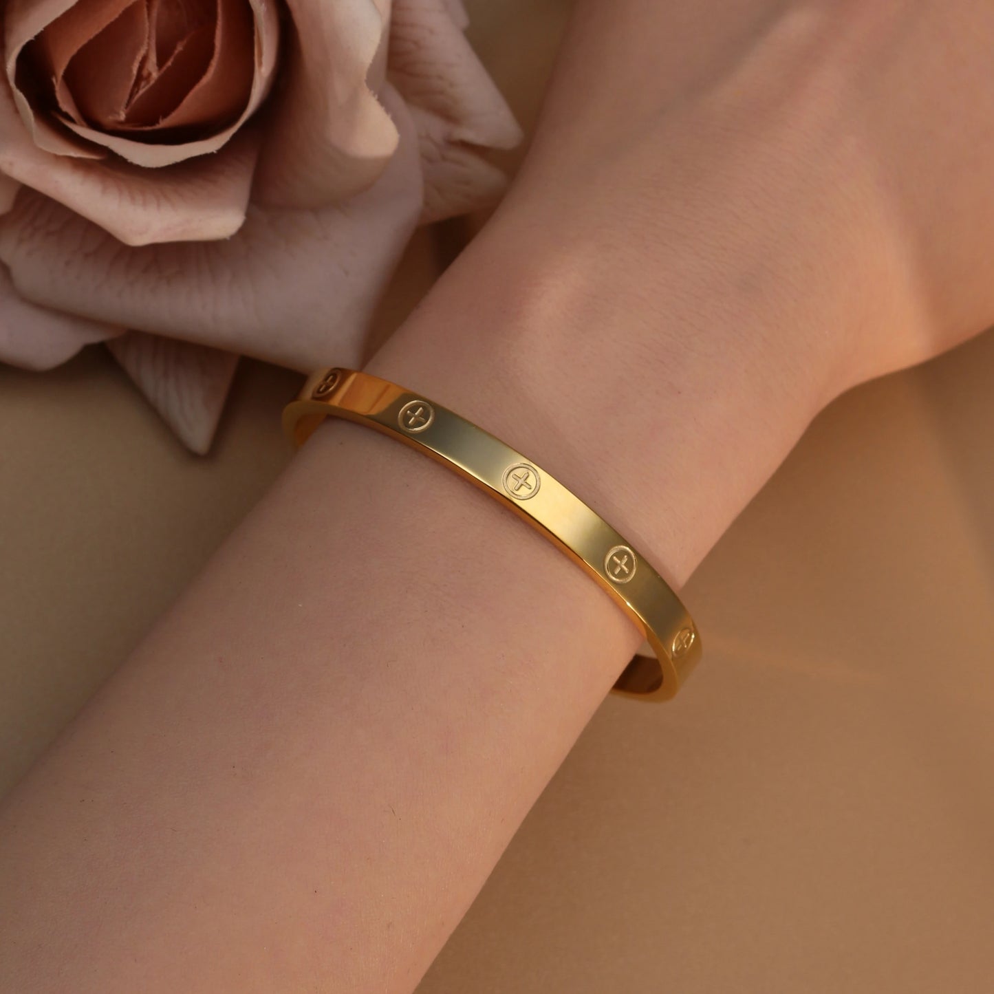 Cross Screwdriver Stainless Steel Zircon Bracelet.