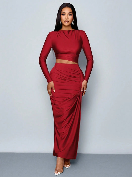 Women's Two-piece Set: Solid Color Elegant Leisure Long-sleeve T-shirt and Fitted Pleated Side set