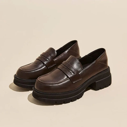 Women's Platform Loafers Fashionable  Retro Comfortable Design.