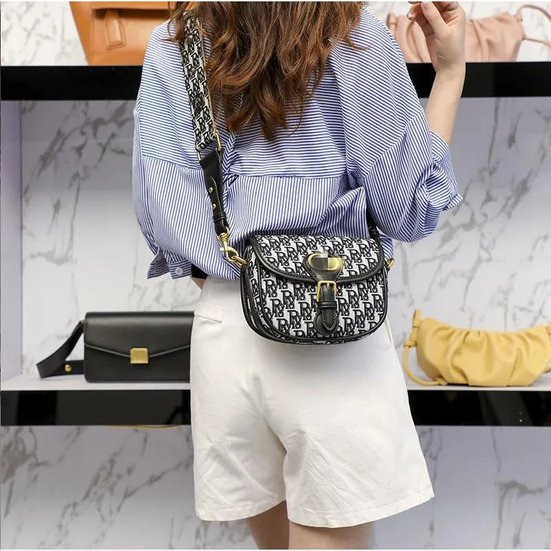 Women Bag Fashion Irregular Embroidery Semi-circle Saddle Bag