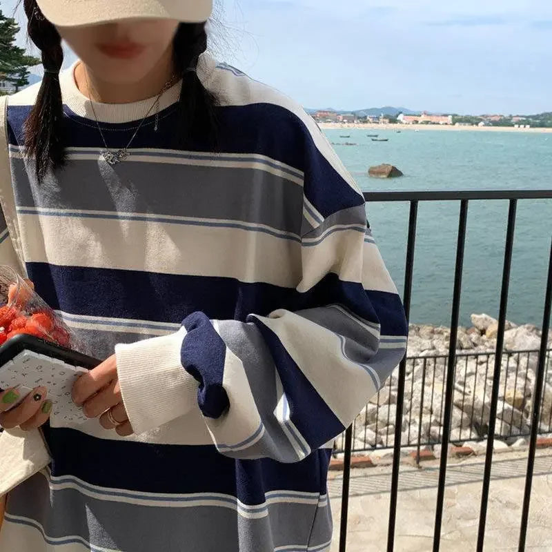 Woman  Sweatshirt Long Sleeves Tee Loose Couple Graphic stripe T-shirt