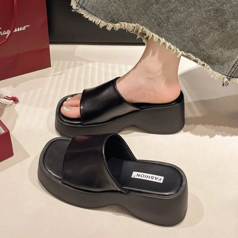 Women Slippers Thick Soled Designer Square Toe Slippers