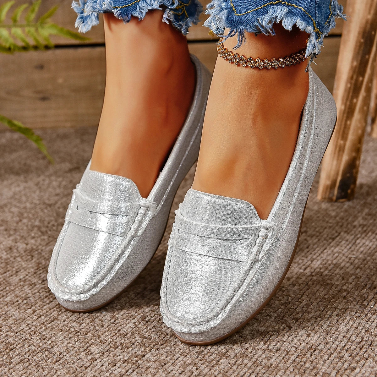 New Flats Shallow Loafers Women Walking Casual Shoes