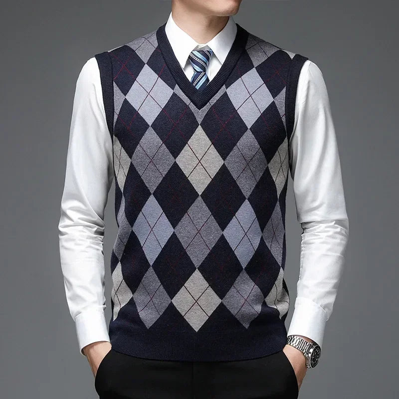 Men's Casual Knitted Wool Sweater Vest V-neck Knit Pullover