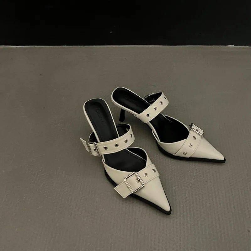 Small-scale style platform sandals for women