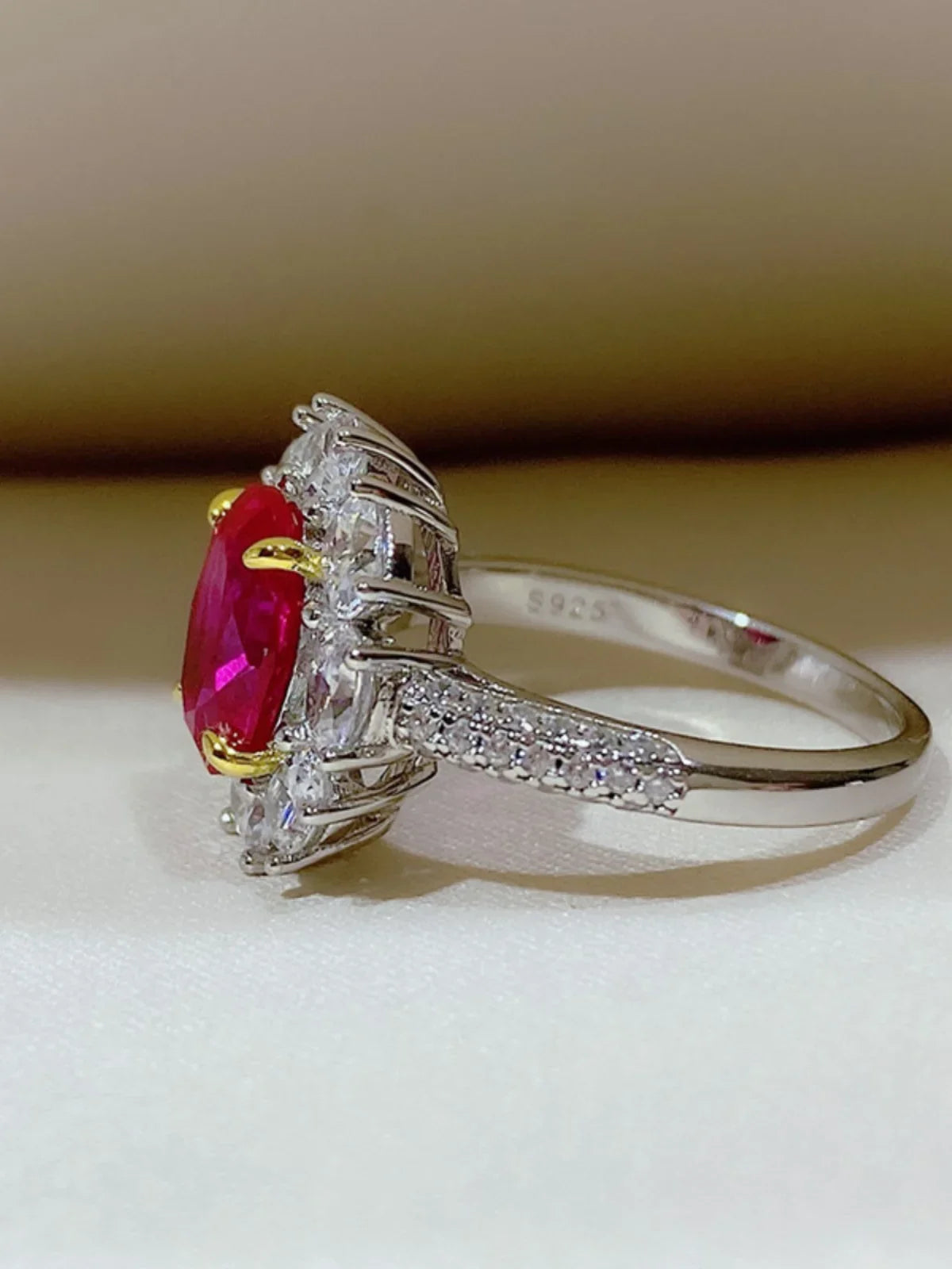 3-carat Genuine Pigeon Blood Ruby Ring