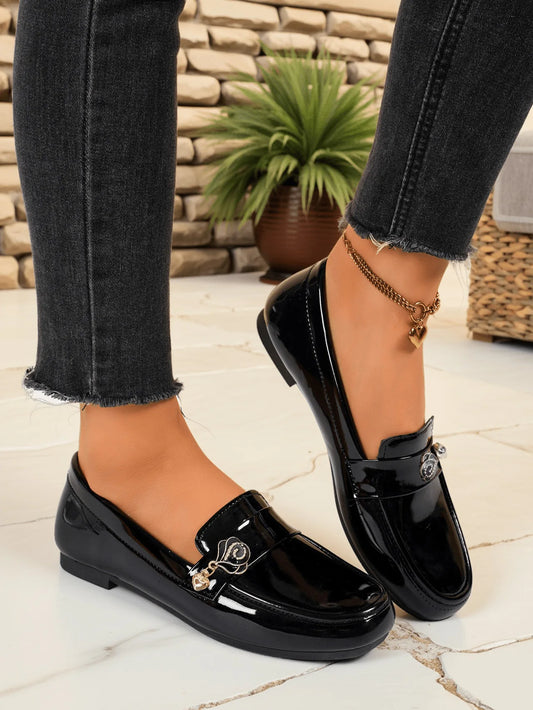 Women's fashionable loafers, slip-on shallow flats