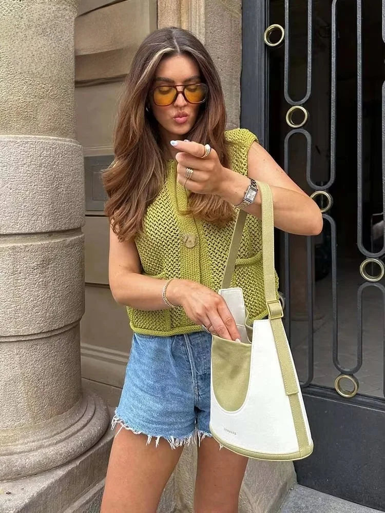 Women Fashion Sleeveless Coarse Needle Knitting Vest Sweater