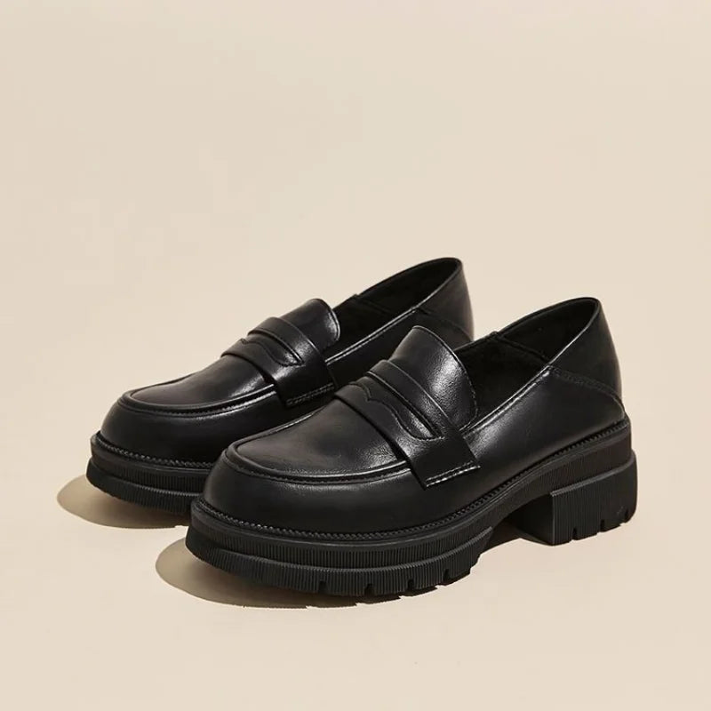 Women's Platform Loafers Fashionable  Retro Comfortable Design.