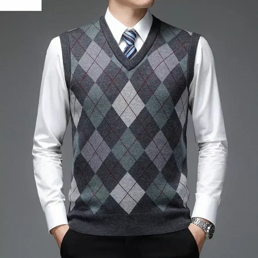 Men's Casual Knitted Wool Sweater Vest V-neck Knit Pullover