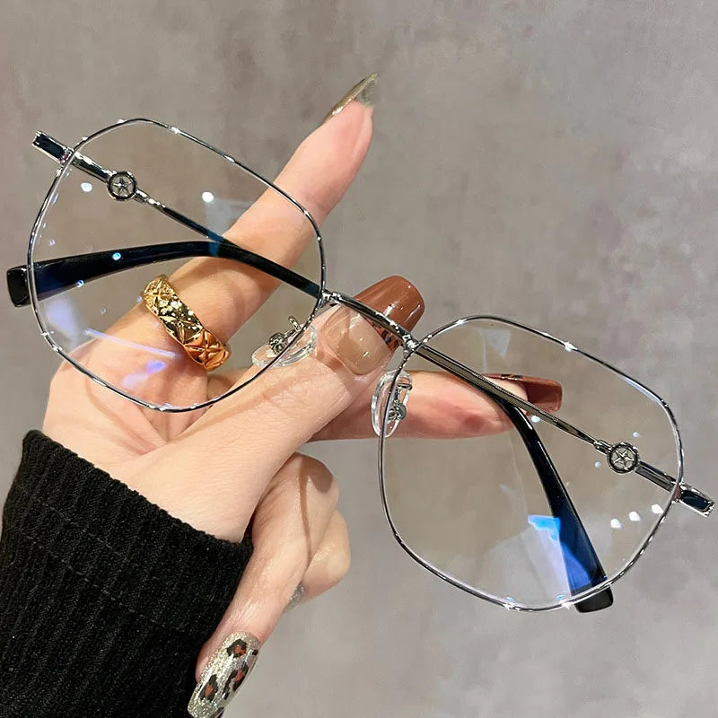 Fashionable Trendy Glasses For Women With Polygonal Glasses