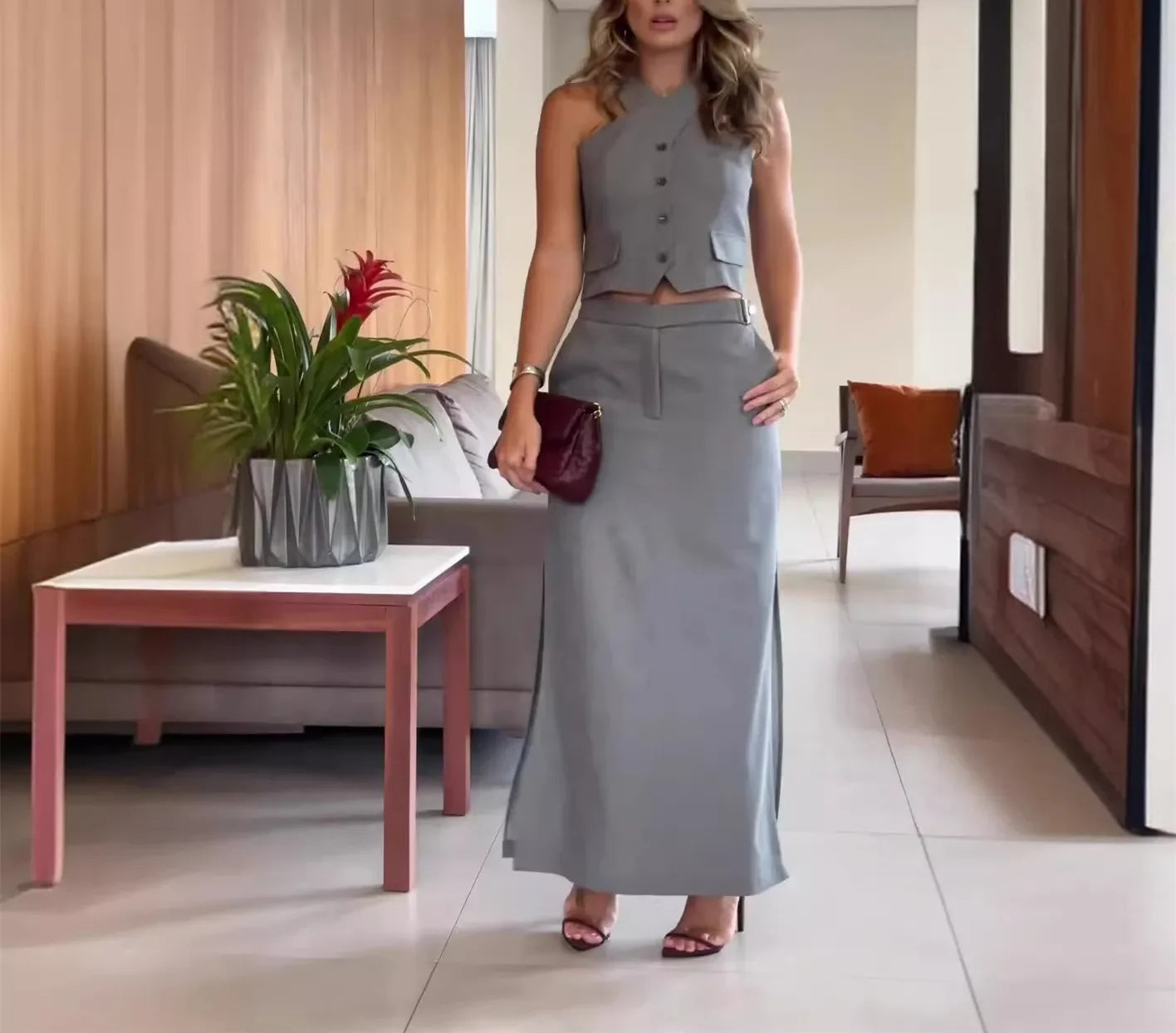 Sleevelees Crop Vest and High Waist Maxi Skirts Two Pieces