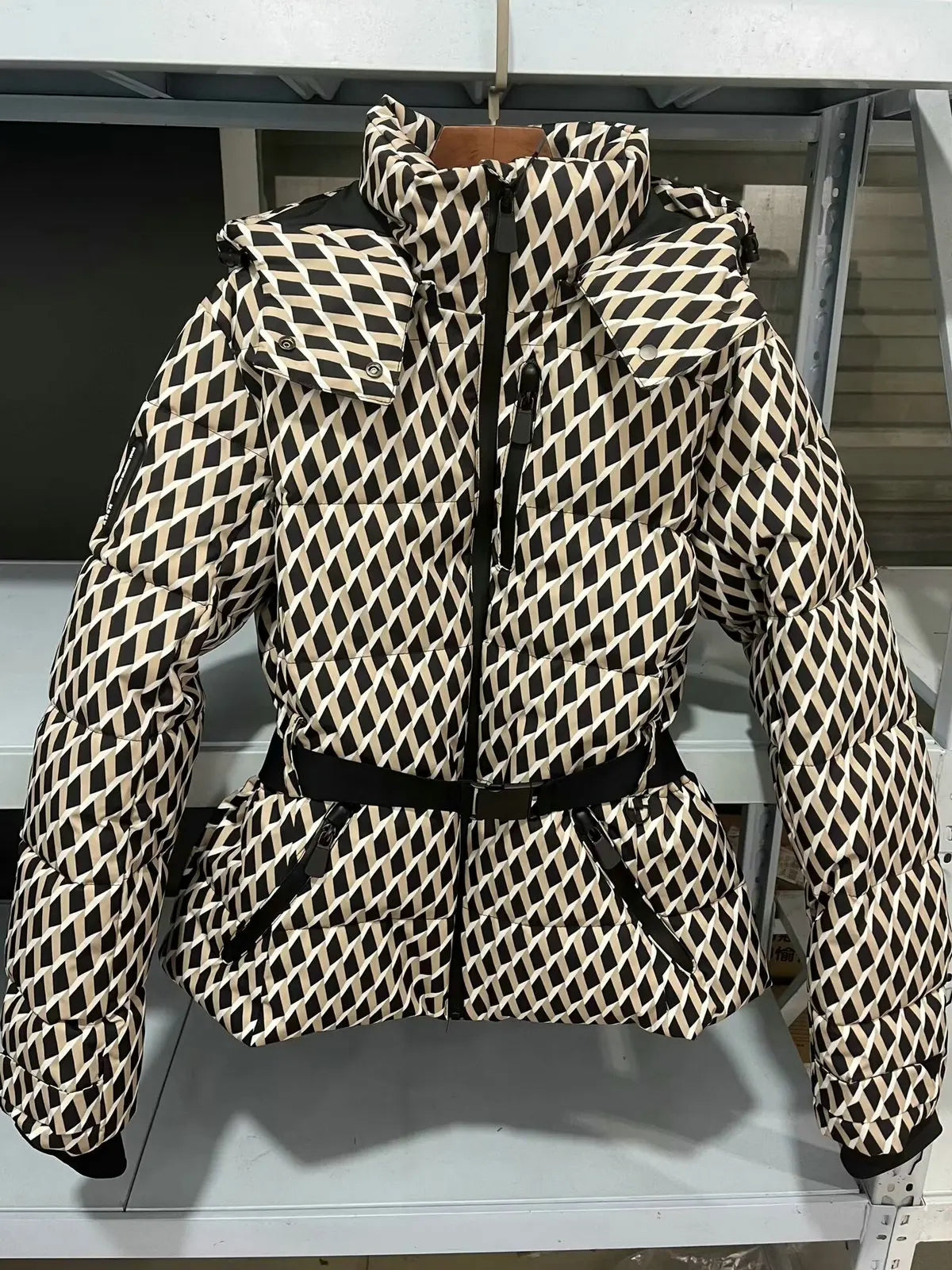 Women's Winter Hooded High Waist Padded Sport Parkas Coats with Belt