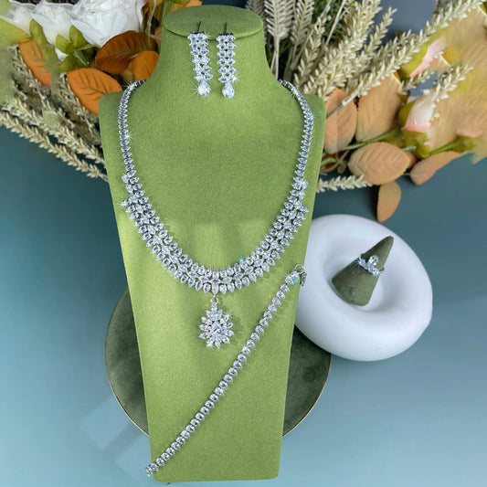 5pcs/set Gorgeous copper base inlay sparkling zircon women's jewelry set