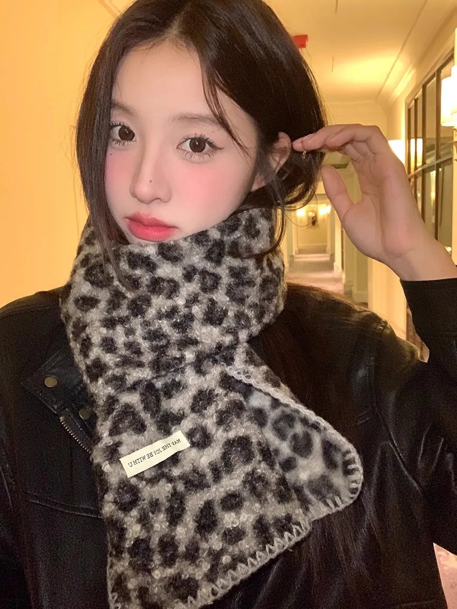 Ladies' Leopard Scarves Thickened Plush Kawaii Sweet Cool Scarves