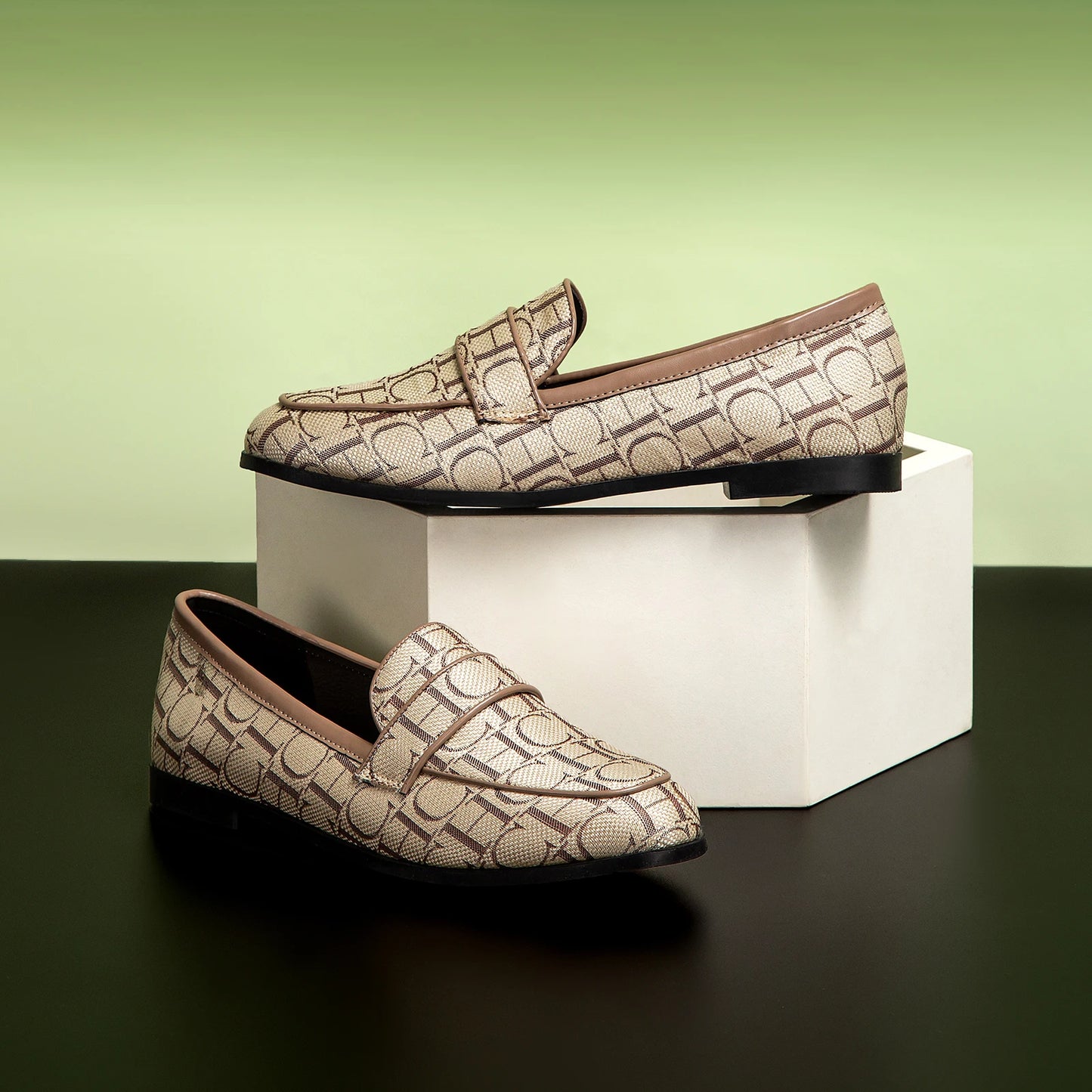 Women's Loafers Classic Style Retro Versatile Comfortable Loafers