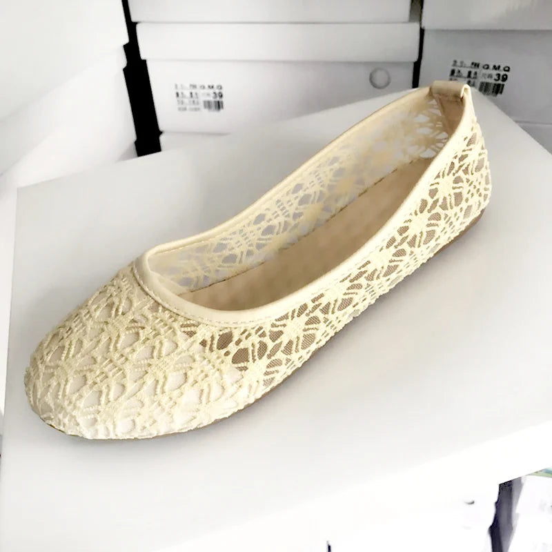 Women Fashion Slip On Cut Outs Flat Shoes