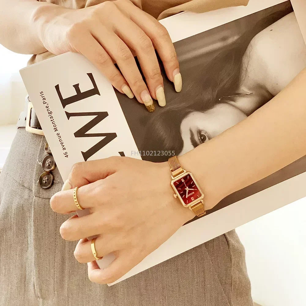 Women Watches Fashion Square Ladies Quartz Watch