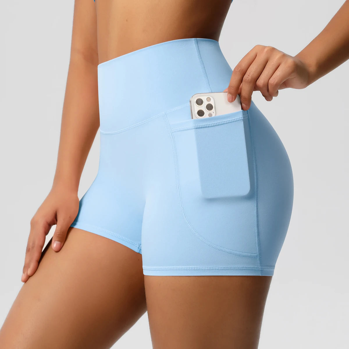 Women Pocketed Yoga Legging Shorts