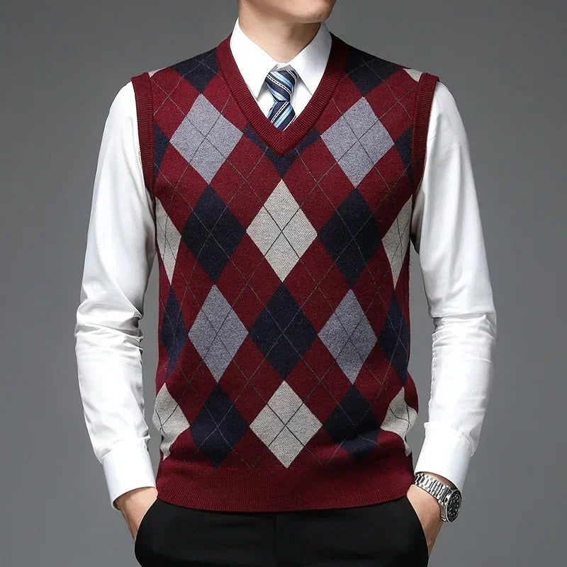 Men's Casual Knitted Wool Sweater Vest V-neck Knit Pullover