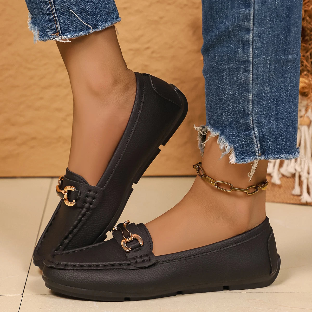 Women Flats  Slip on Round Toe Solid Flat Loafers
