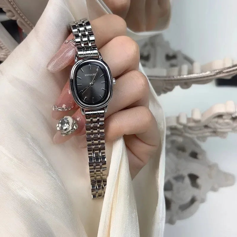 Small Oval Dial Quartz Watch Student Fashion  Luxury Gift Clock