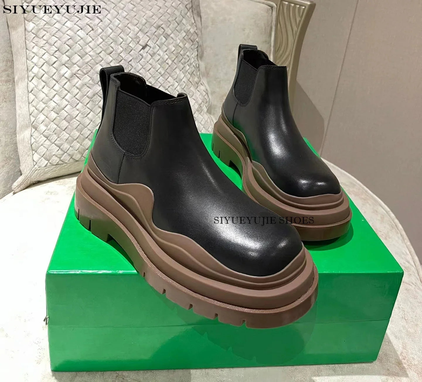 Chelsea Boots for Women Leather flat Ankle Booties