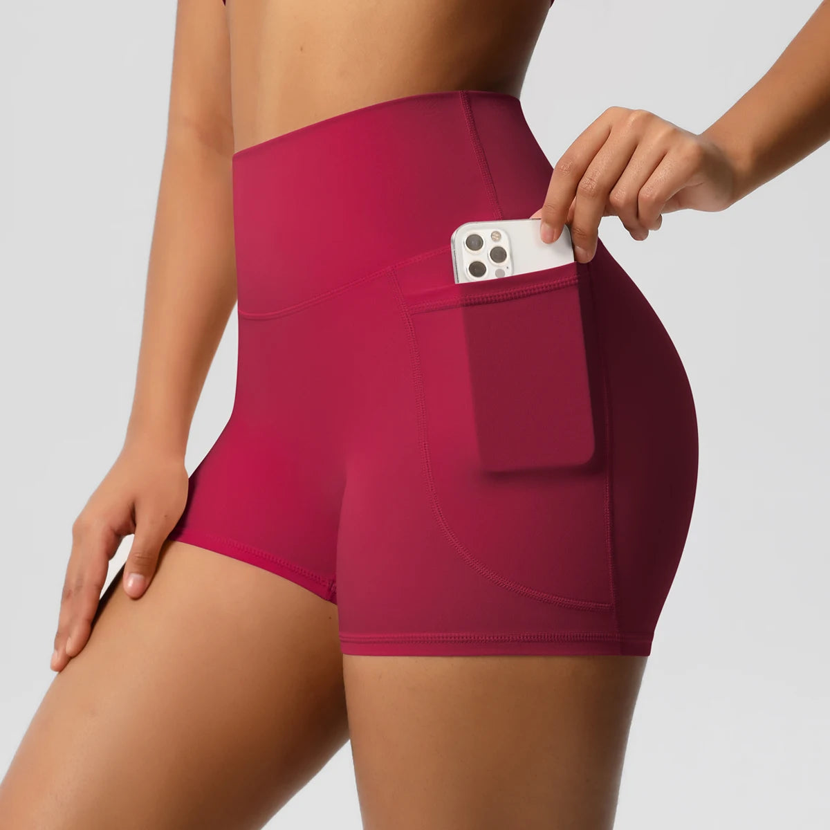 Women Pocketed Yoga Legging Shorts