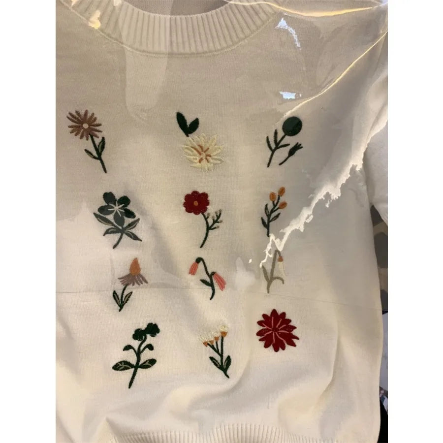 Knitted Tshirt Women Flower Embroidered  Slim Fit Crewneck Sweater