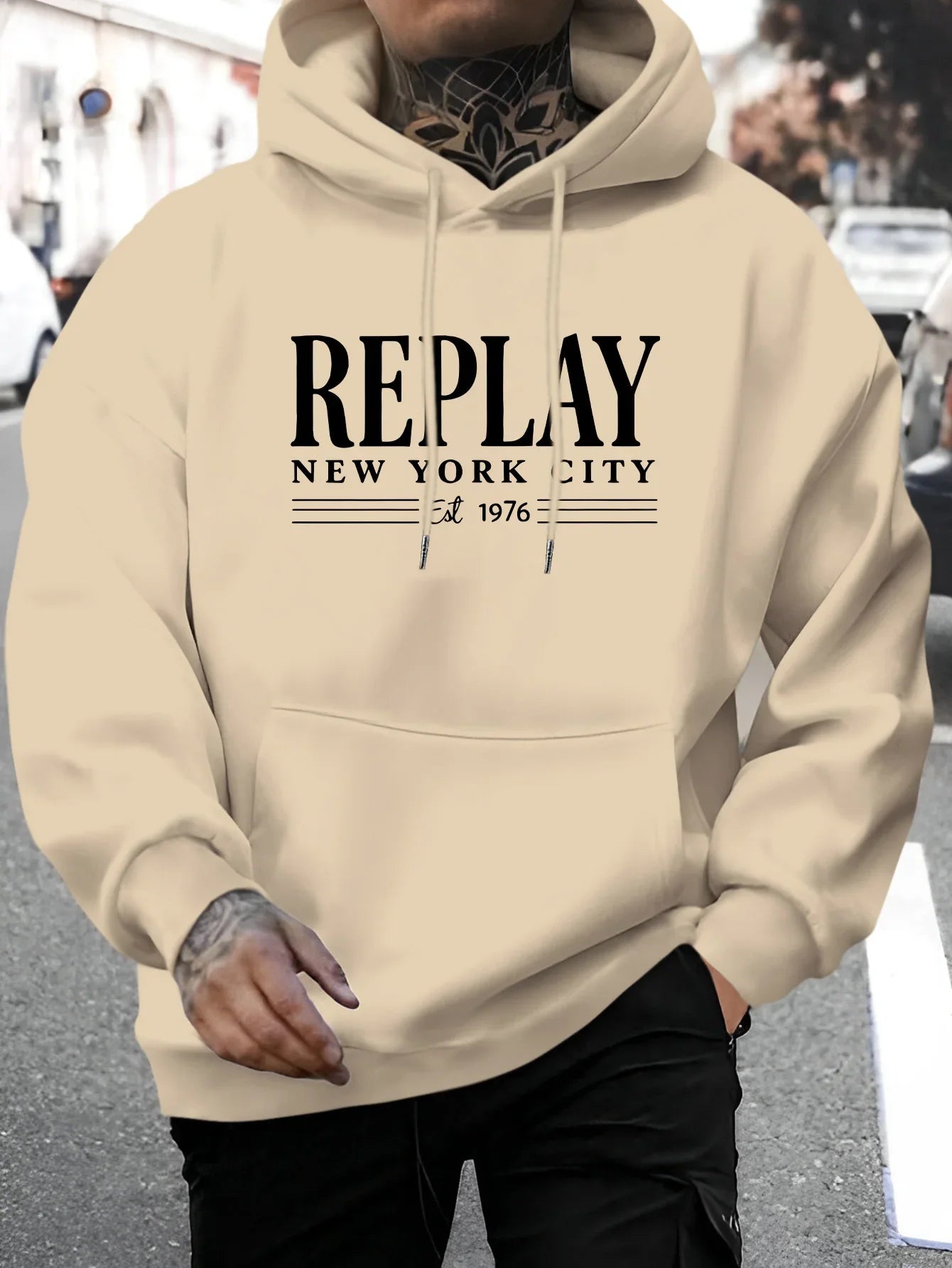 letter-printed sweatshirt - an essential long-sleeve