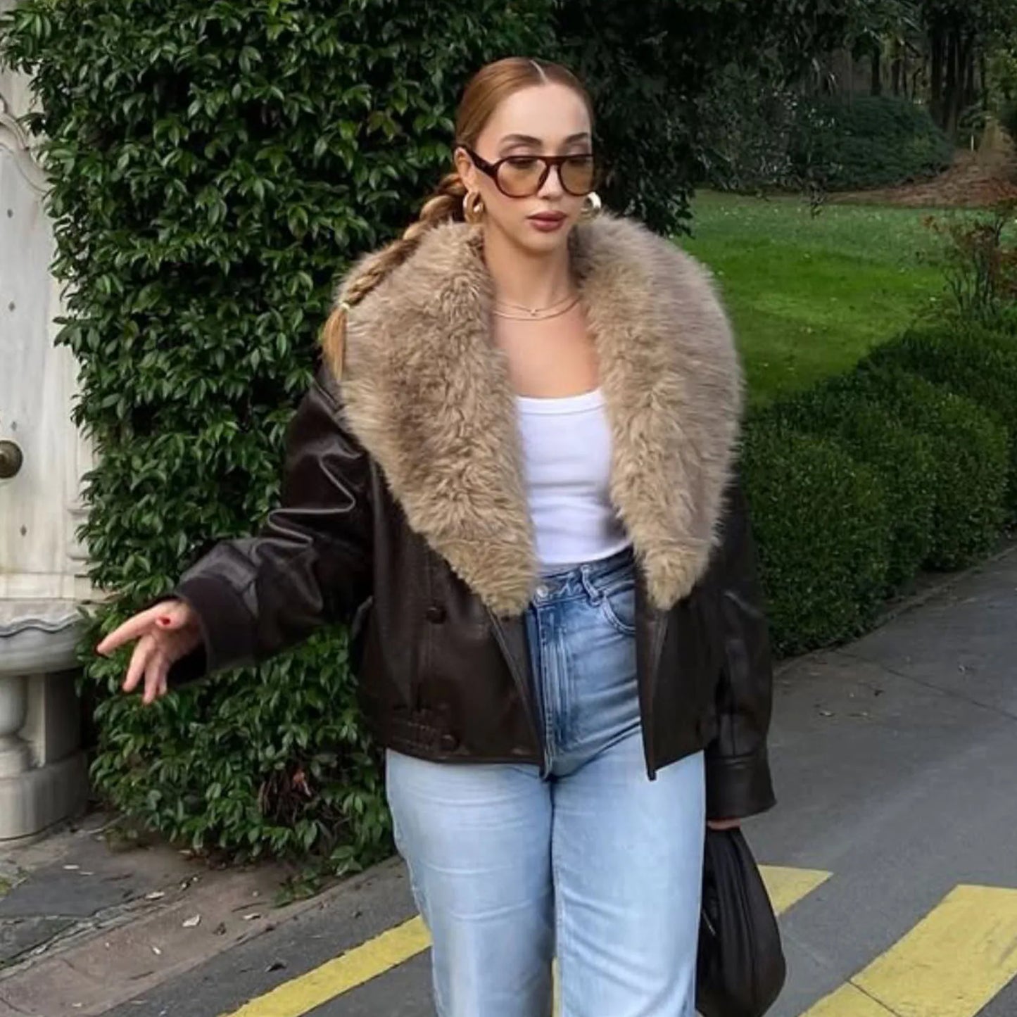 Elegant Coats Brown Fur Jacket With Large Fur
