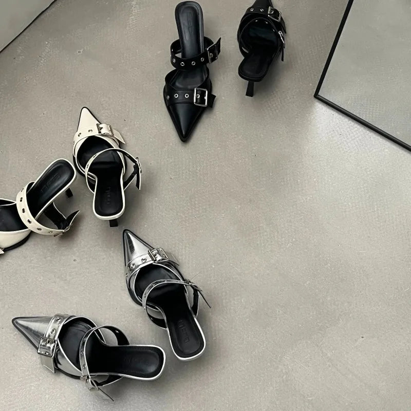 Small-scale style platform sandals for women