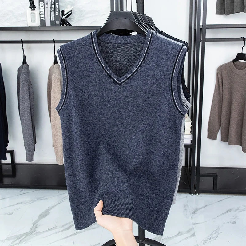 Men's  Casual Sweater Vest  Fashionable Knitwear