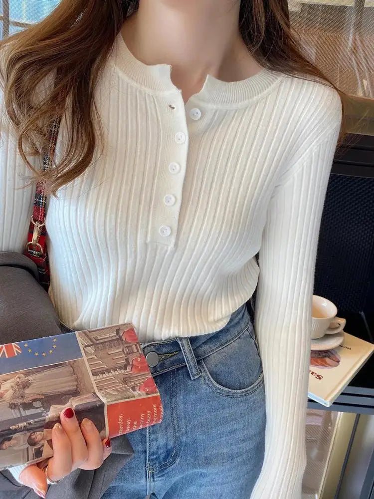 Knitted Women Sweater O-neck Button Pullovers Spring