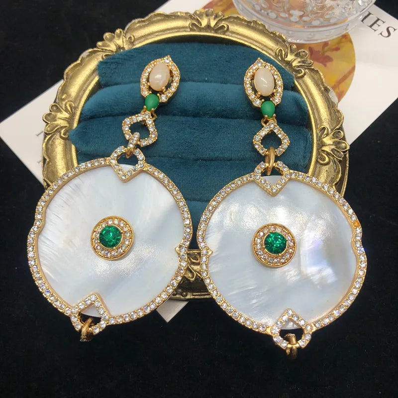 Retro light luxury design sense earrings
