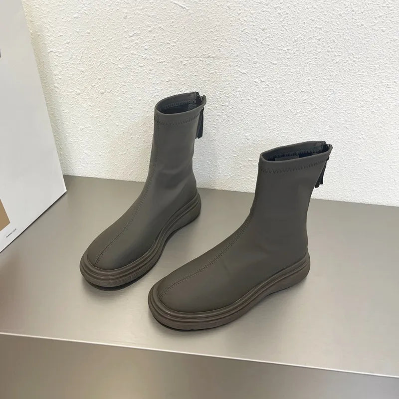 thick-soled boots for women, fashionable and casual leather boots