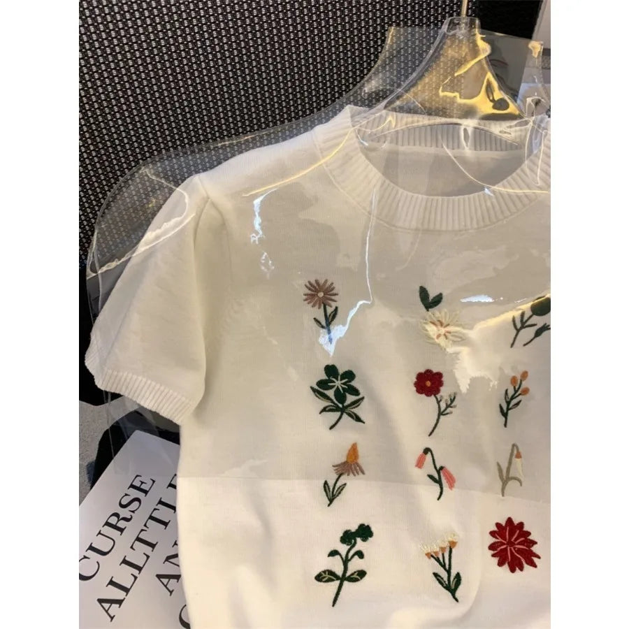 Knitted Tshirt Women Flower Embroidered  Slim Fit Crewneck Sweater