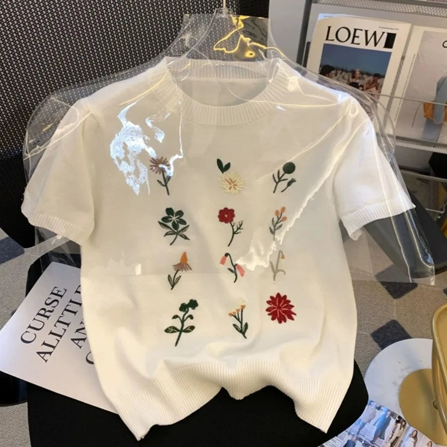 Knitted Tshirt Women Flower Embroidered  Slim Fit Crewneck Sweater