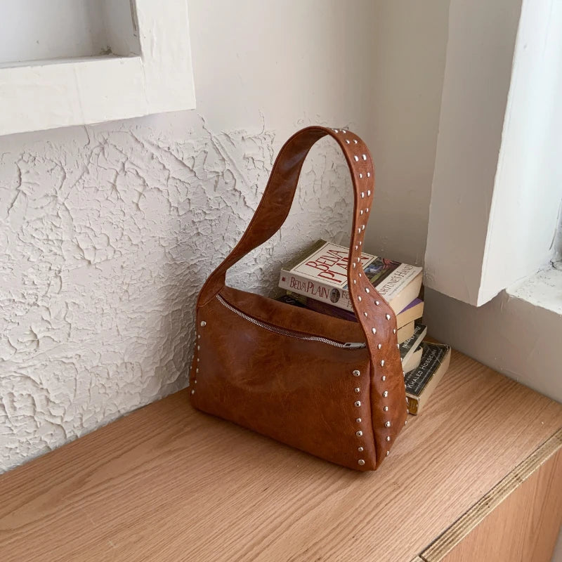 Crossbody Bags for Women Shoulder Bags Trendy Fashionable Rivet Large Capacity Tote Bag